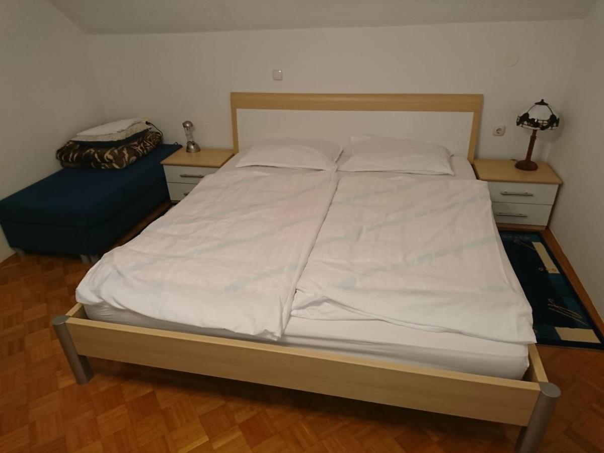 Sobe Janez Bed and Breakfast Križe Buitenkant foto